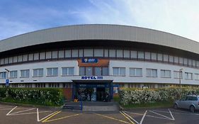 Hotel Zimni Stadion Slany